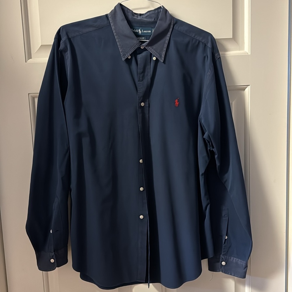 EUC Ralph Lauren XL Classic Fit Navy Long Sleeve Button Down